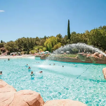 Le Papyrus -t2 Domaine Pierres Et Les Restanques Du Golf De Saint Tropez à Appartamento *