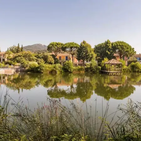Appartamento Le Papyrus -t2 Domaine Pierres Et Les Restanques Du Golf De Saint Tropez à *